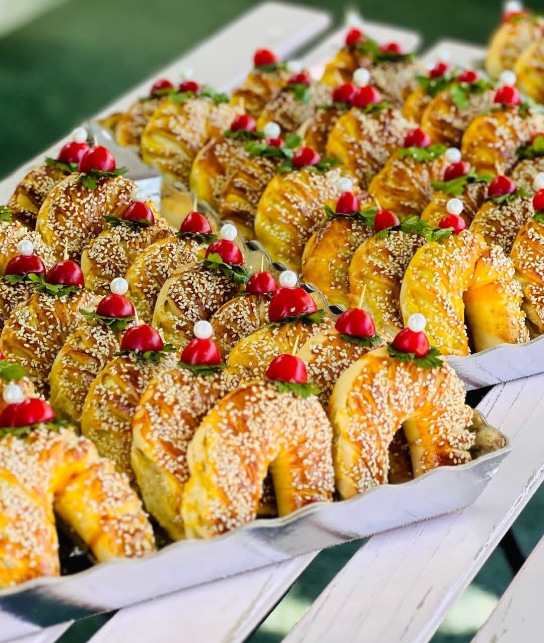 پیراشکی نعلی گوشت و قارچ